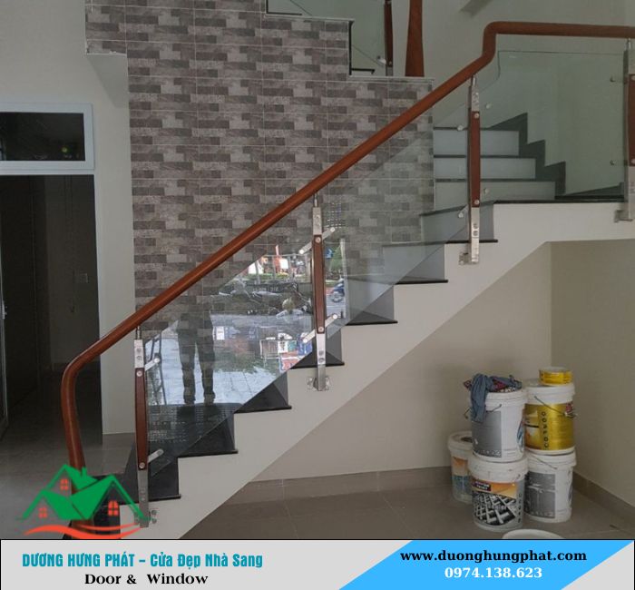cầu thang kính quận 1 TP.HCM